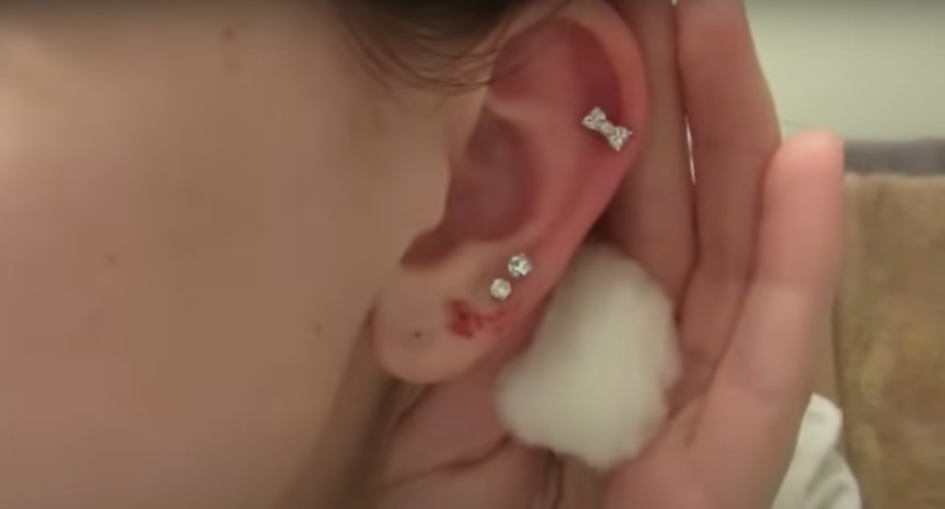 Cartilage Piercing Guide: Types, Pain Levels, Healing, Aftercare & Best Jewelry